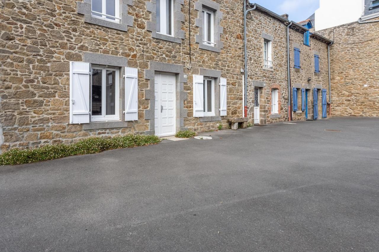 Residence La Colombanaise Saint-Coulomb Exterior photo
